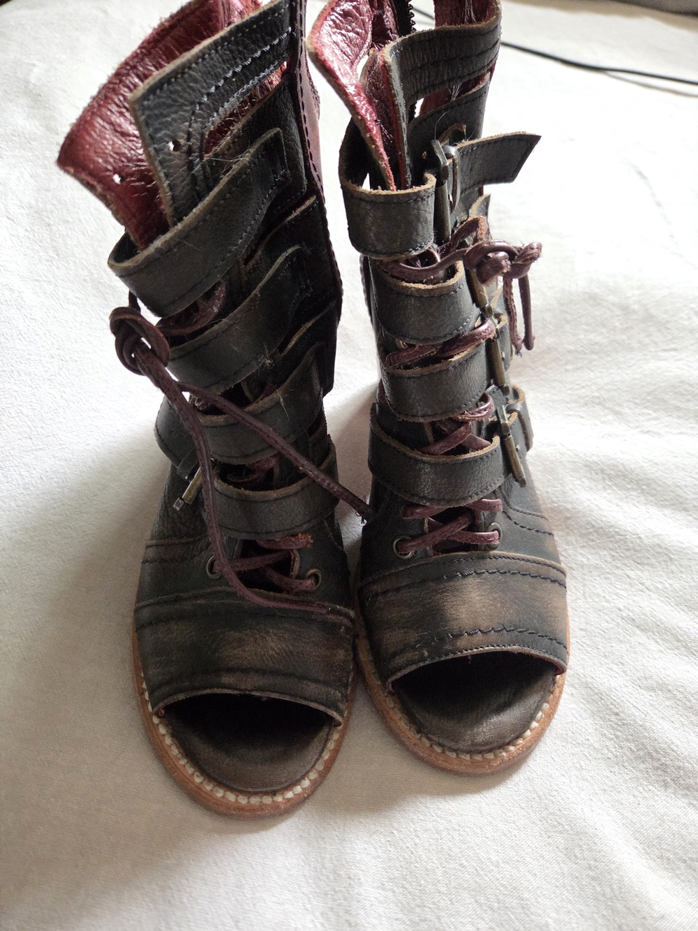 Freebird by Steven Black and Burgundy Braeden, Size 7 - Picture 4 of 5